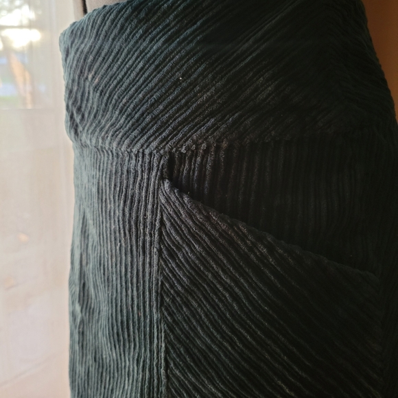 Emerald Corduroy Skirt by Mauve size 8 - Picture 5 of 8